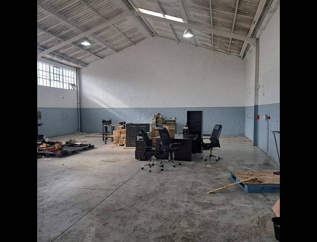 INDUSTRIAL PROPERTY TO RENT IN SIDWELL